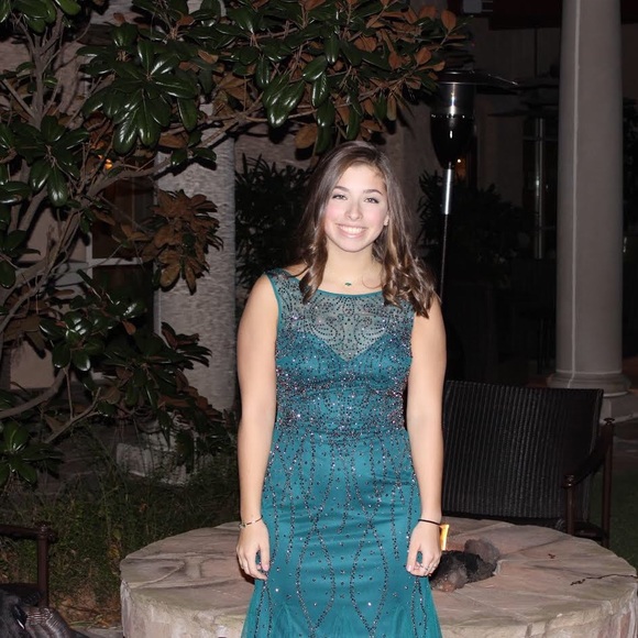 prom or floor length fancy dress - Picture 5 of 7